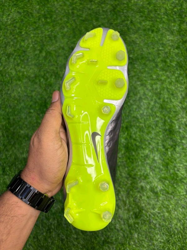 Hypervenom Phantom 3 Grey Colour Low-top FG With Lace  - 6
