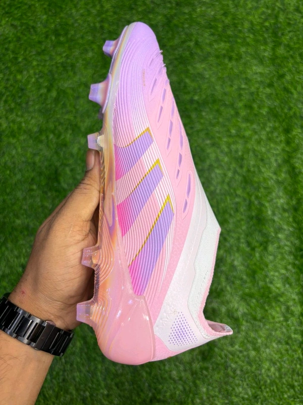 Predator Elite Baby Pink Colour FG Without Lace  - 9.5