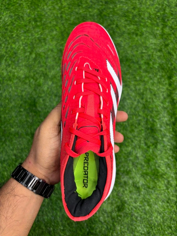 Predator Elite Red Colour AG/Turf Low-top With Lace - 7.5