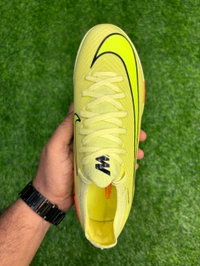 Mercurial Vapor 16 Yellow Green AG/Turf Low-top With Lace - 6