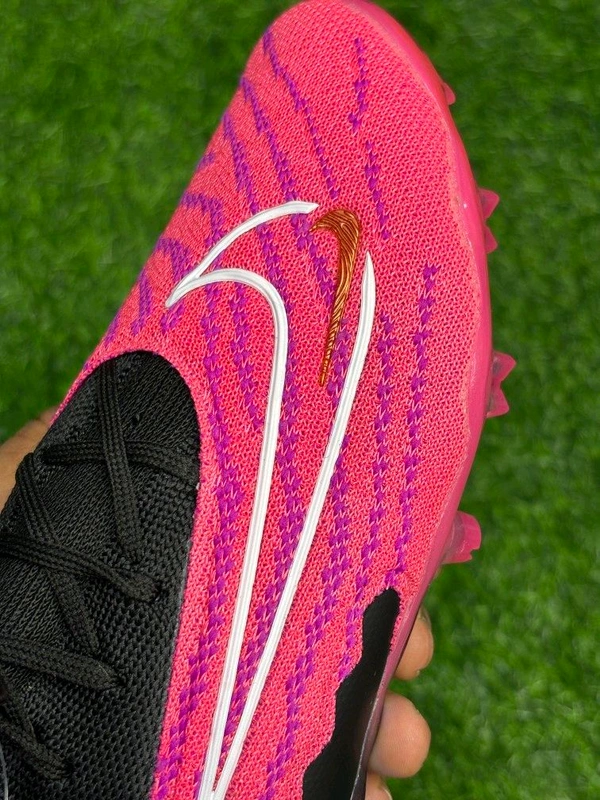 PhantomGX Elite Low-top Pink Black Colour FG With Lace  - 7