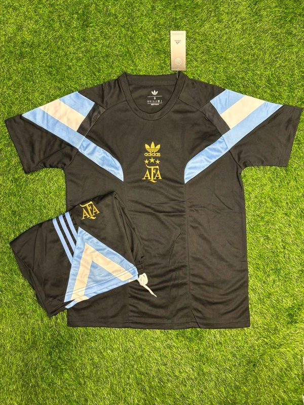Argentina 2025 Pre-match Black Kit Fan Edition With Short  - XL