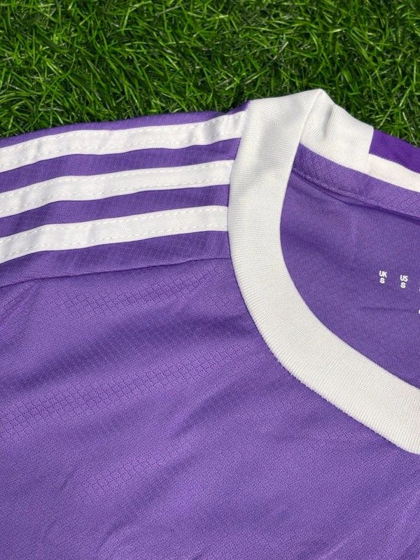 Retro Madrid 2016/17 Away Kit Fan Edition With Short  - M