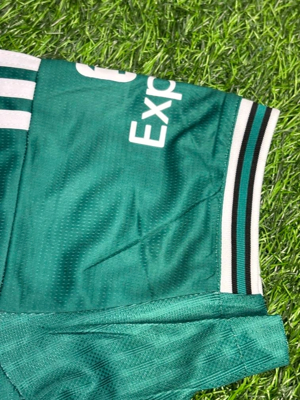 Liverpool FC 25/26 3rd Kit Fan Edition With Short - L
