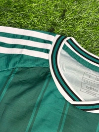 Liverpool FC 25/26 3rd Kit Fan Edition With Short - L