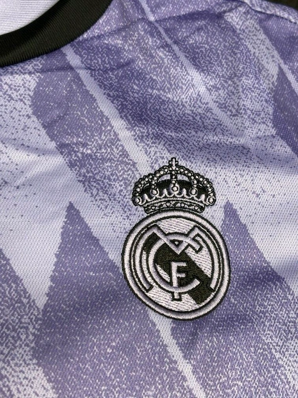 Madrid 22/23 Away Kit Fan Editon With Short  - M