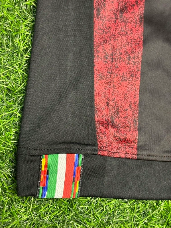 Retro AC Milan 2015-16 Home Kit Half Sleeve  - XL