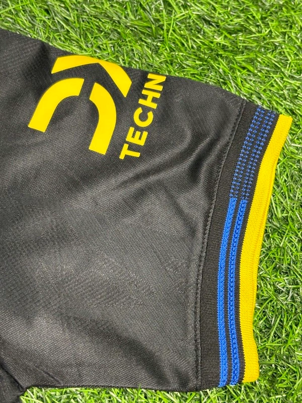 Manchester United 25/26 3rd Kit Player Edition Half Sleeve  - M