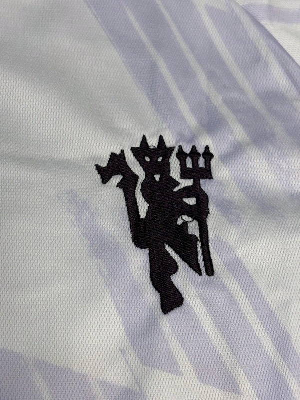 Manchester United 25/26 Away Kit Fan Edition With Short  - XL