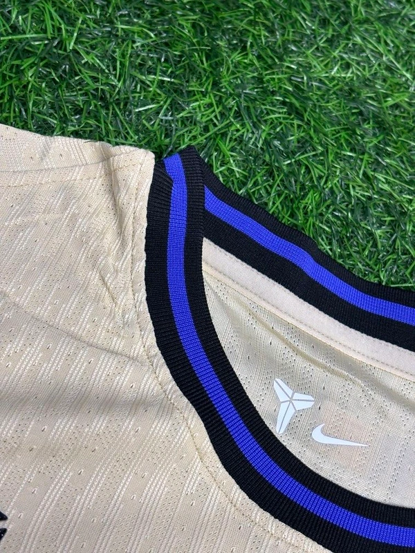 FC Barcelona 25/26 Away X Kobe Kit Player Edition  - XXL