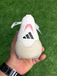 Predator Elite Cream Colour FG Low-top With Lace  - 7.5