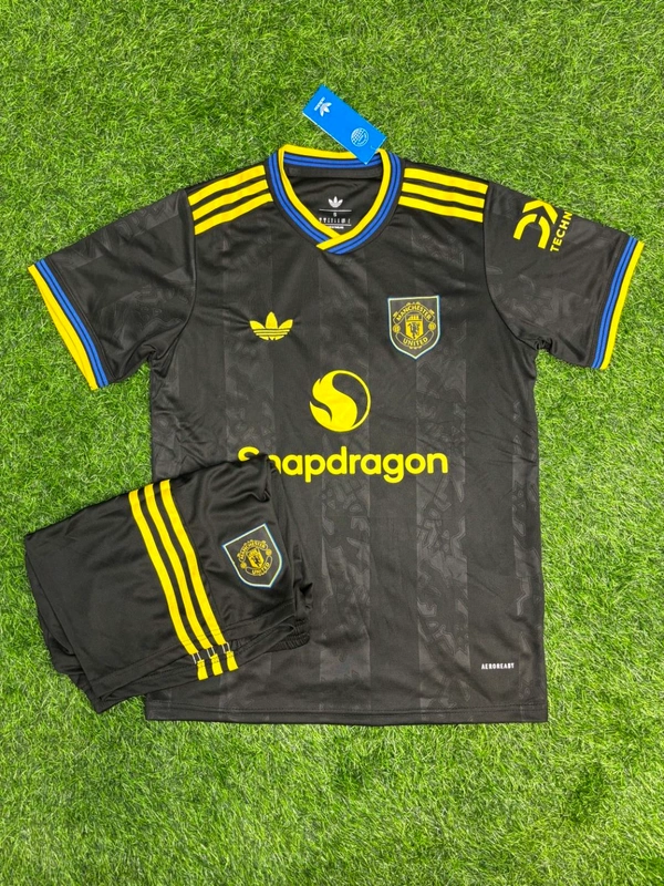 Manchester United 25/26 3rd Kit Fan Edition With Short  - M
