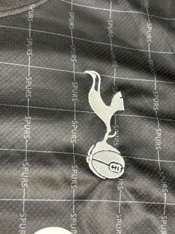 Tottenham Hotspur 25/26 Away Kit Fan Edition With Short - M