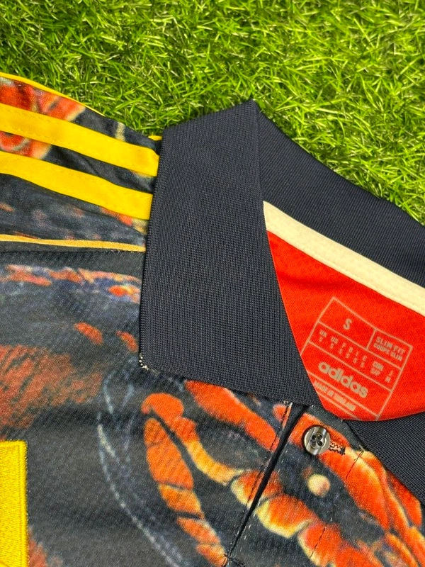 Manchester United 25/26 Special Kit Fan Edition With Short - M