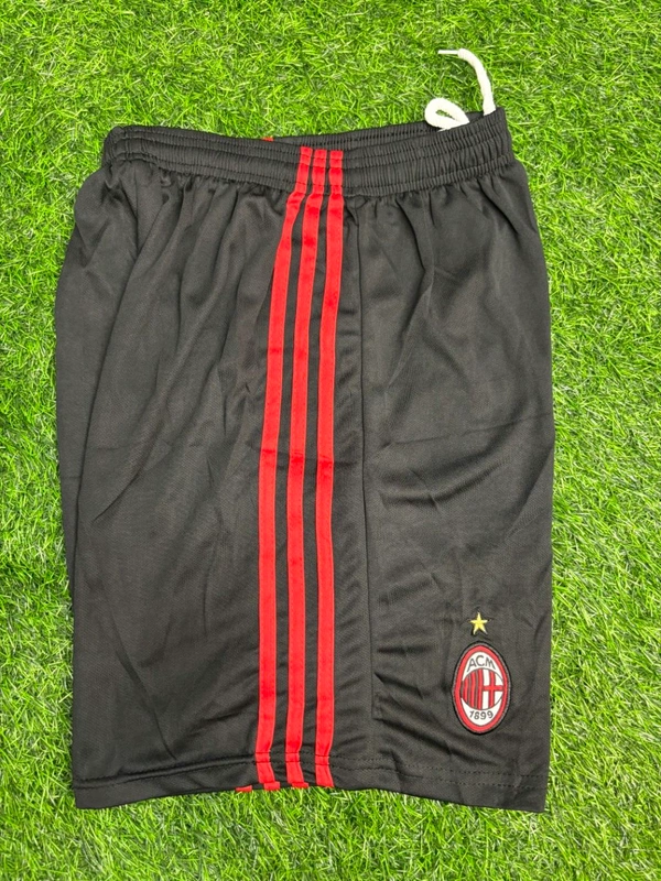 Retro AC Milan 2006 Home Kit Fan Edition With Short - S