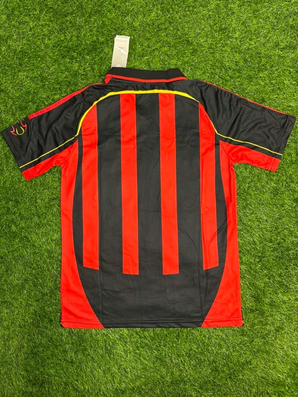 Retro AC Milan 2006 Home Kit Fan Edition With Short - L