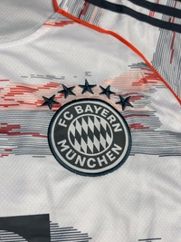 Bayern Munich 25/26 Away Kit Fan Edition With Short  - S