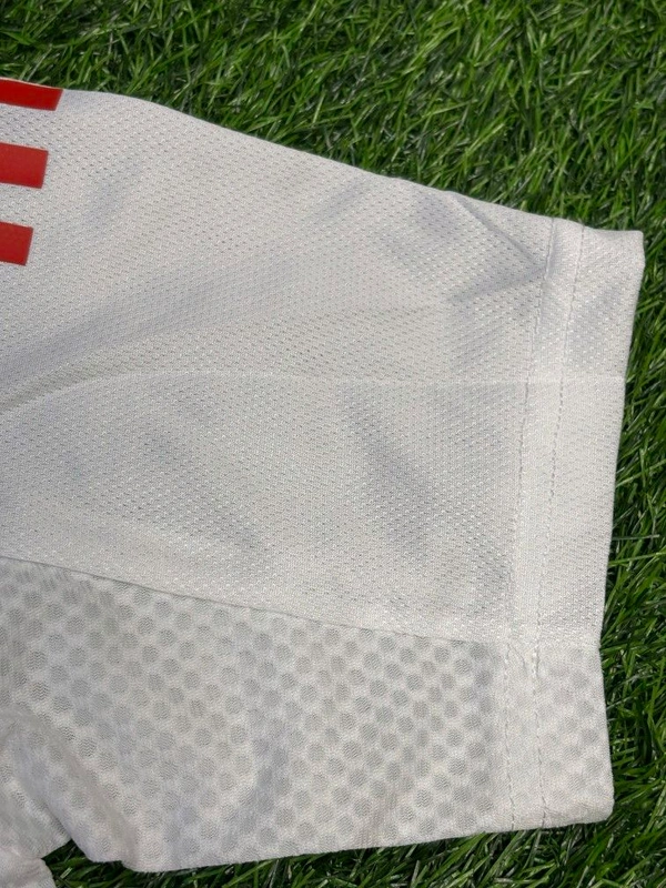Liverpool FC 25/26 Away Kit Player Edition  - XL