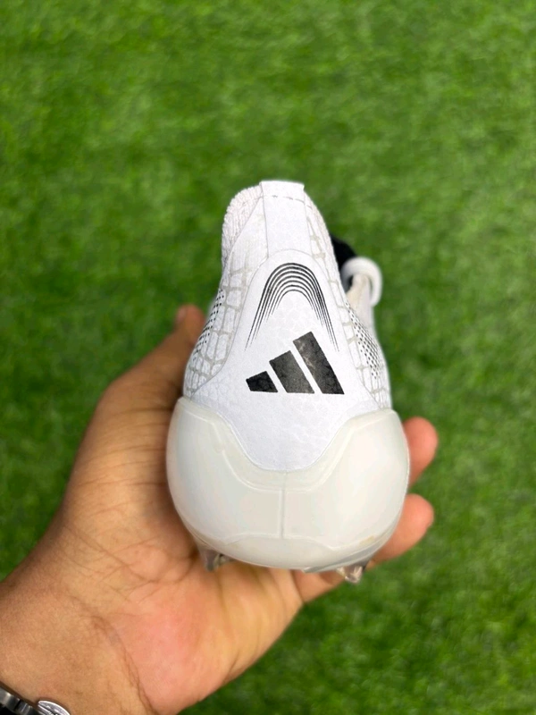 Predator Elite White Green Colour Low-top FG With Lace  - 8