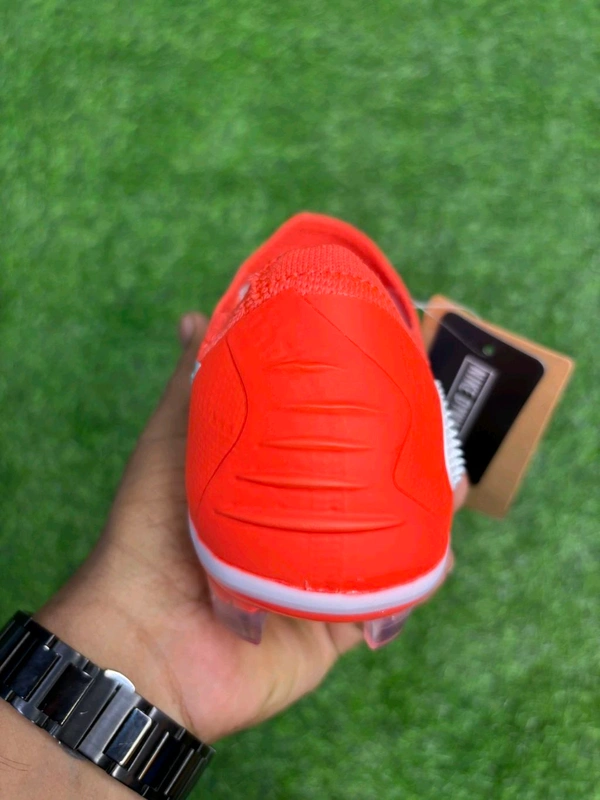 Phantom 6 Luna III Elite Orange Blue Low-top FG With Lace - 8.5