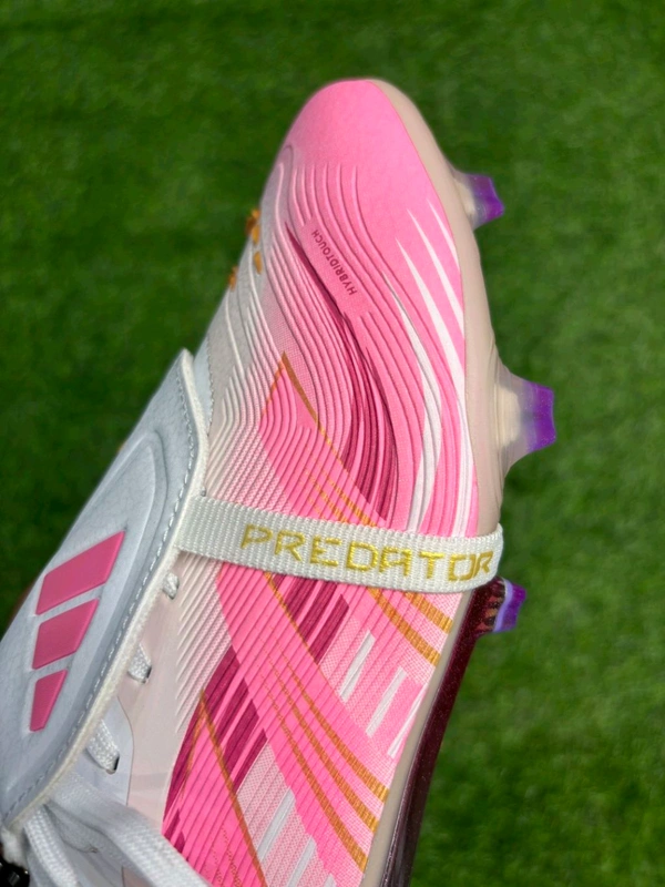 Predator Foldover Elite White Pink Colour FG  - 6.5