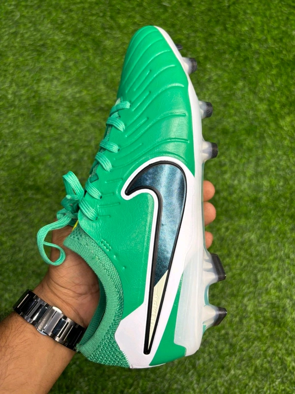 Tiempo Legend 10 Elite Green Low-top FG With Lace  - 8.5