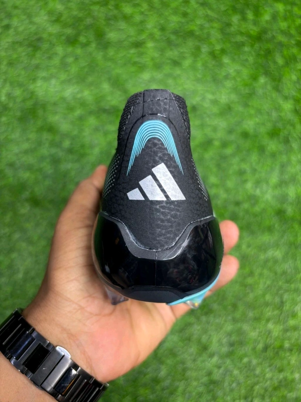 Predator Elite Black And Mix Colour Low-top FG without Lace  - 7.5