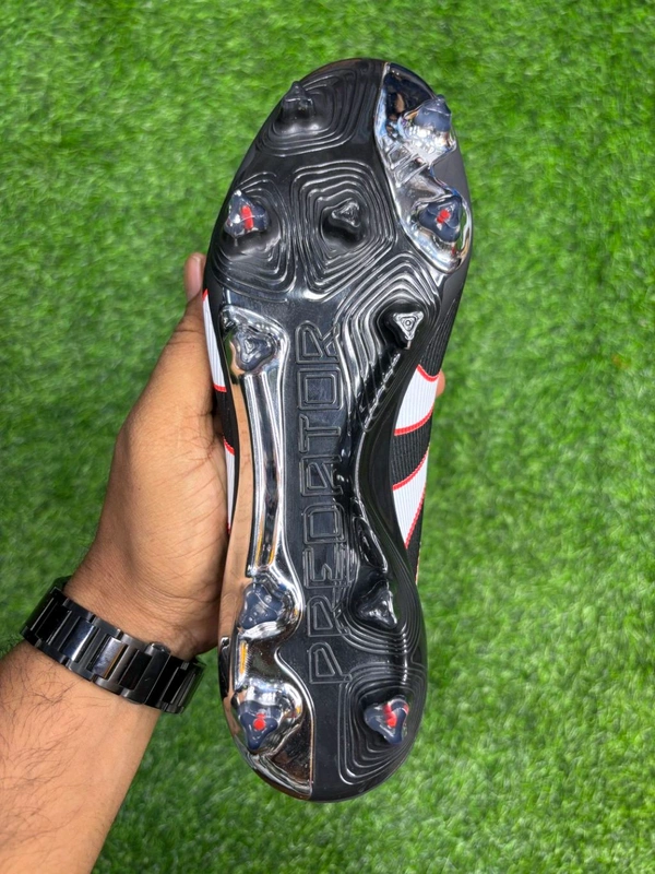 Predator Elite Black And Red Low-top FG Without Lace  - 7.5