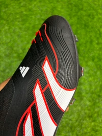 Predator Elite Black And Red Low-top FG Without Lace  - 7.5