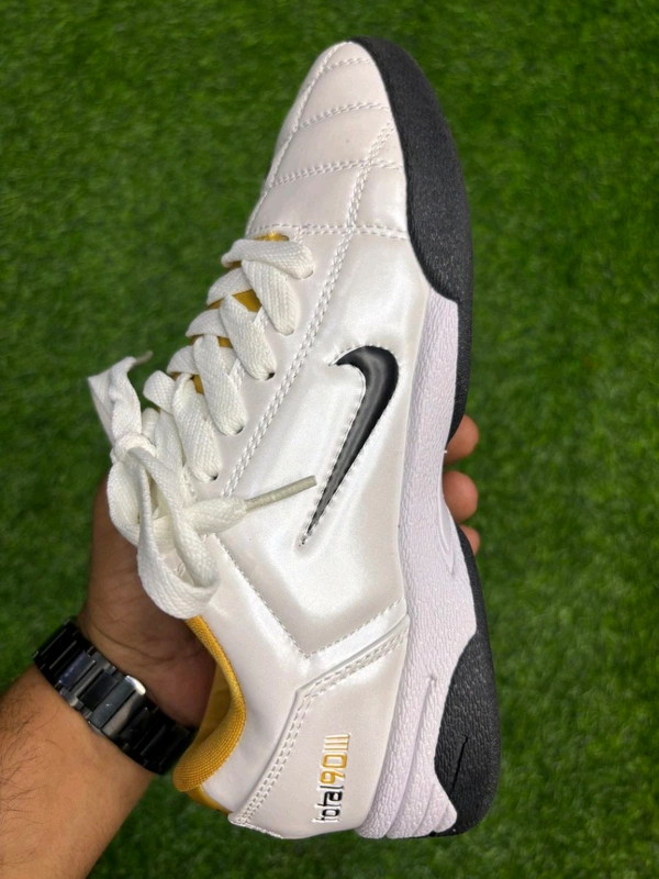 Total 90 III Futsal 5 White And Gold Colour With Lace - 7