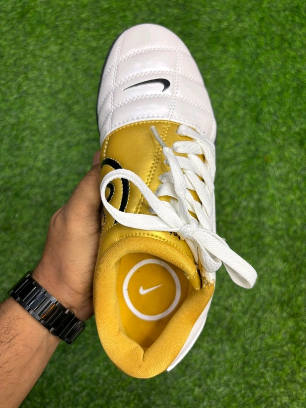 Total 90 III Futsal 5 White And Gold Colour With Lace - 8.5