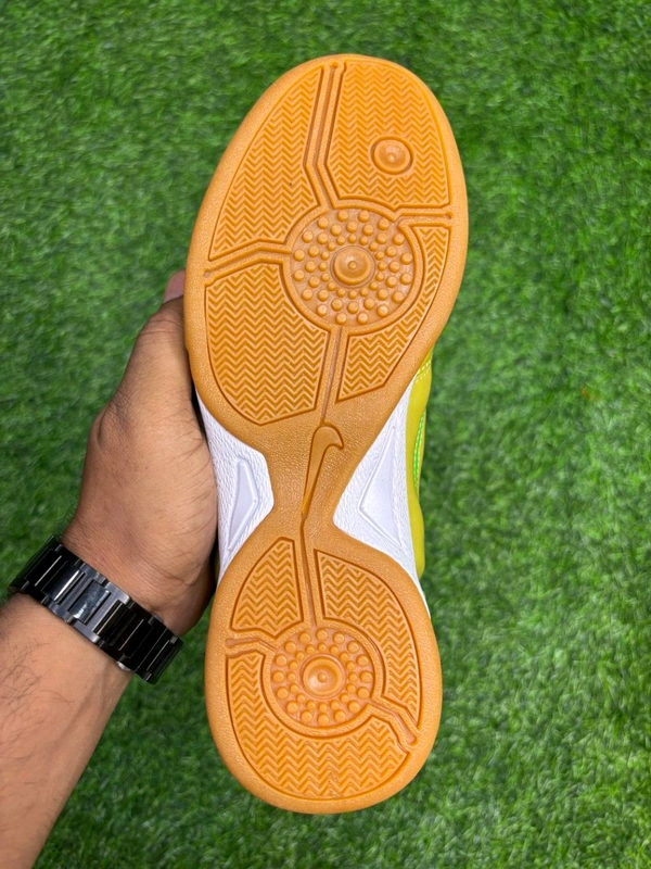 Total 90 III Futsal 5 Gold Colour With Lace - 7