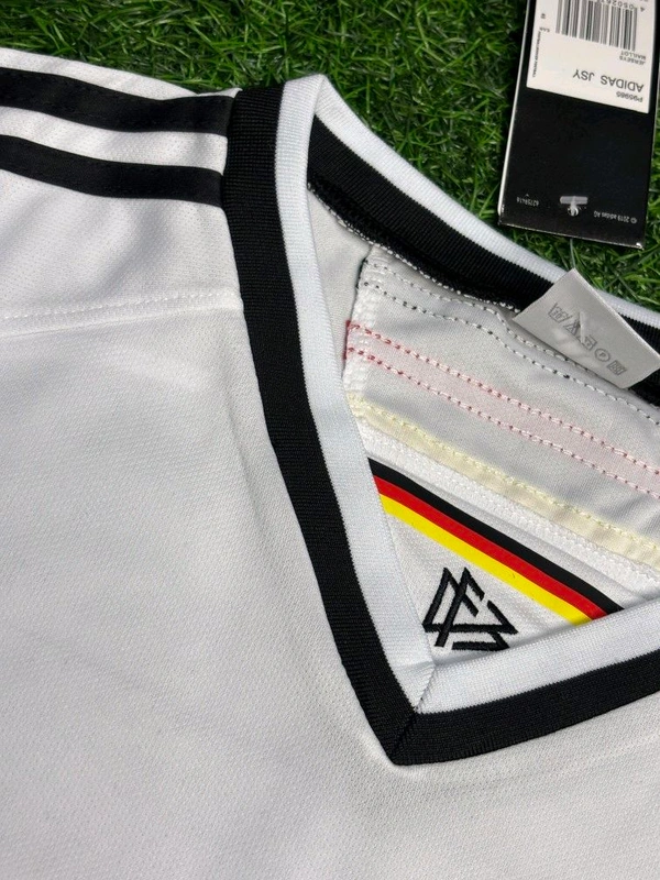 Retro Germany 1998/99 Home Kit Half Sleeve  - L