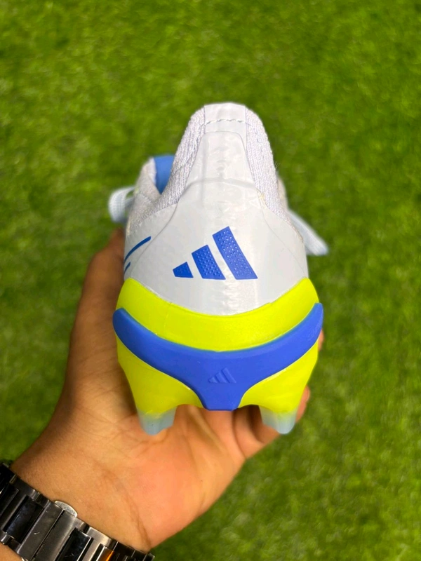 Predator Foldover Elite Green Blue Colour FG With Lace  - 6.5