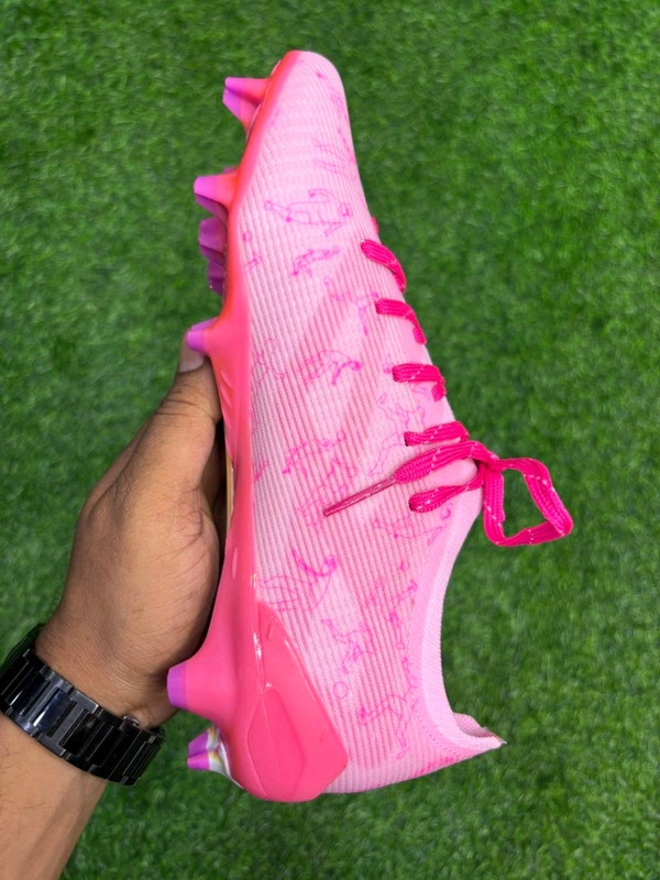 Ultra Ultimate Baby Pink Colour FG Low-top With Lace  - 6.5