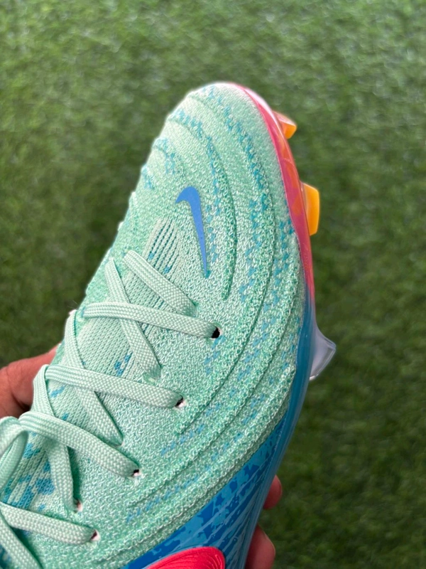 Phantom GX 2 Elite FG See Green Colour Low-top - 5.5