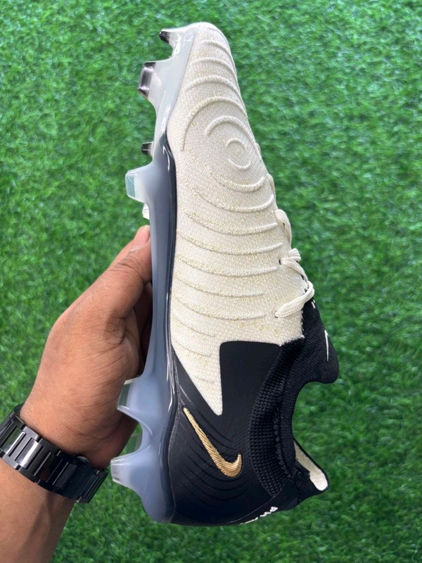 Phantom GX 2 Elite FG White Black Colour Low-top - 5.5