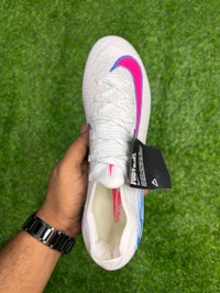 Mercurial Vapor 16 White Blue Low-top FG  - 7.5