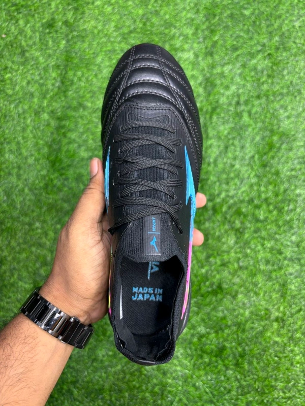 Mizuno Neo Black Colour Low-top FG With Lace - 6