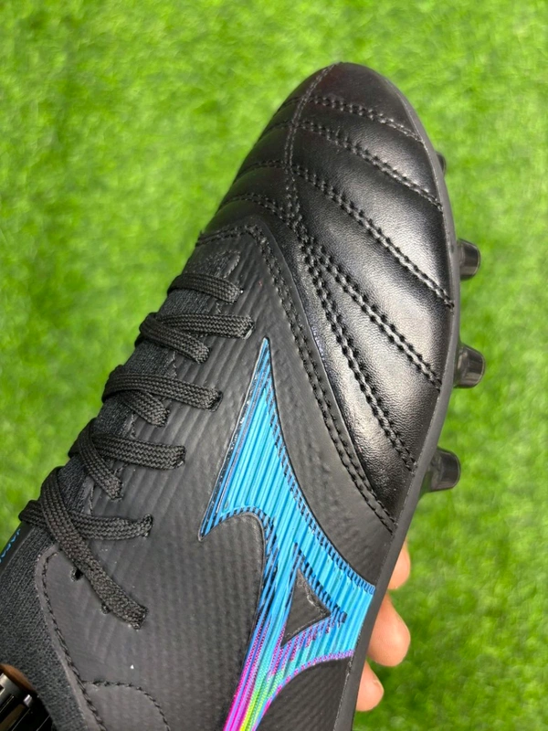 Mizuno Neo Black Colour Low-top FG With Lace - 6.5