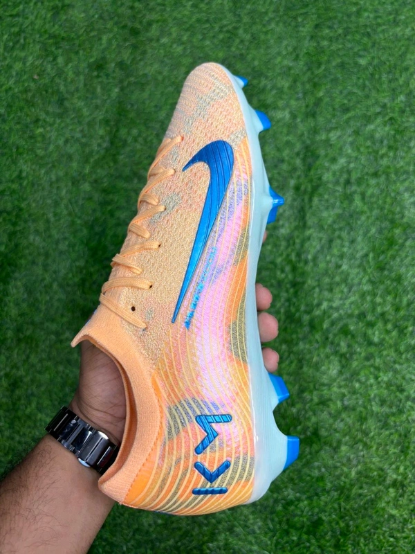 Mercurial Vapor 16 Orange Low-top FG KM Edition  - 8.5