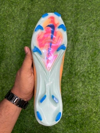 Mercurial Vapor 16 Orange Low-top FG KM Edition  - 9