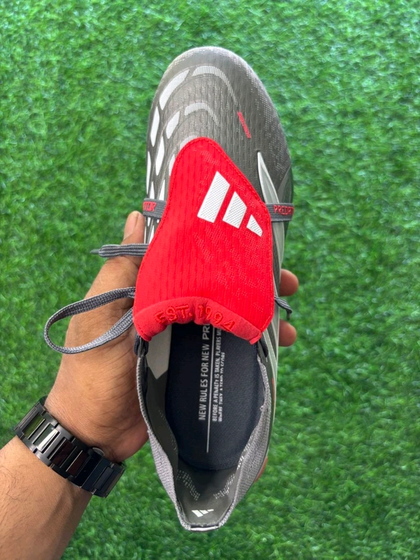 Predator Elite Foldover FG Grey Colour With lace - 9.5