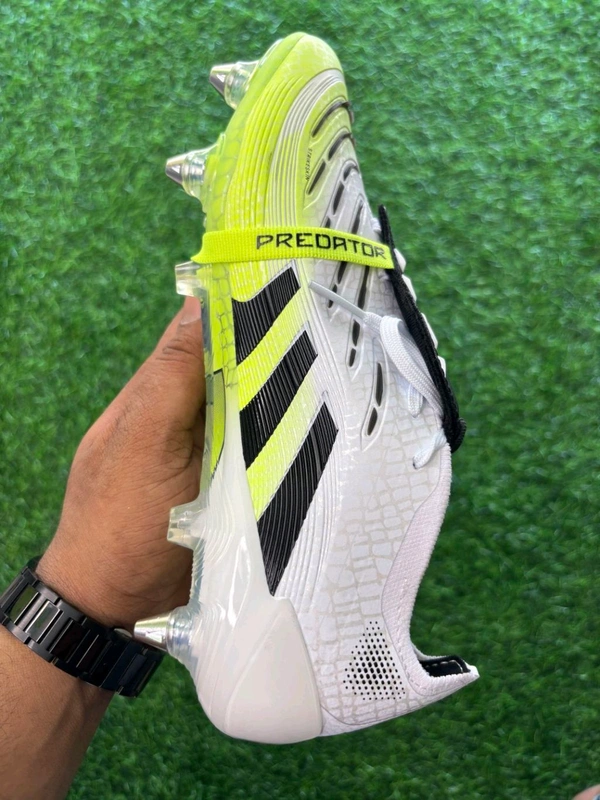 Predator Elite Foldover White And Green SG With Lace (Metal Changer) - 6