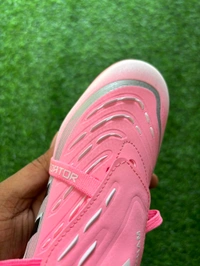 Predator Elite Foldover Baby Pink Colour FG BECKHAM Edition  - 8