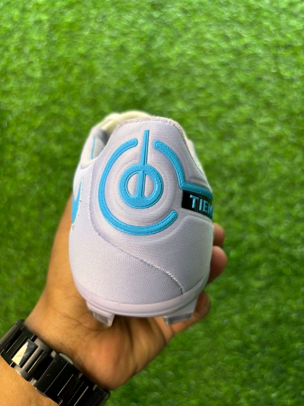 Tiempo Legend 9 Elite White Low-top FG With Lace  - 7.5
