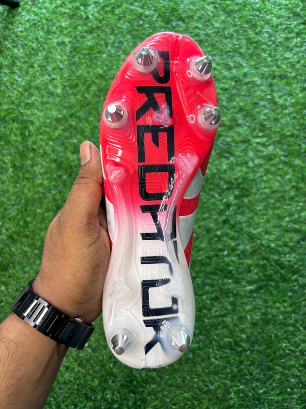 Predator Elite Red Colour SG With Lace(Metal Changer) - 9.5