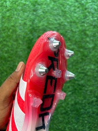 Predator Elite Red Colour SG With Lace(Metal Changer) - 9.5