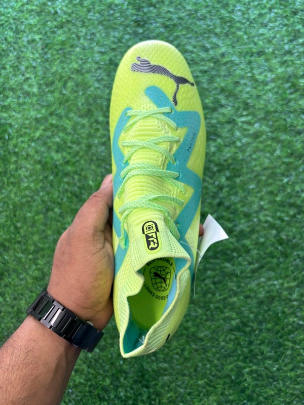 Future Ultimate FG Light Green Colour With Lace - 6.5