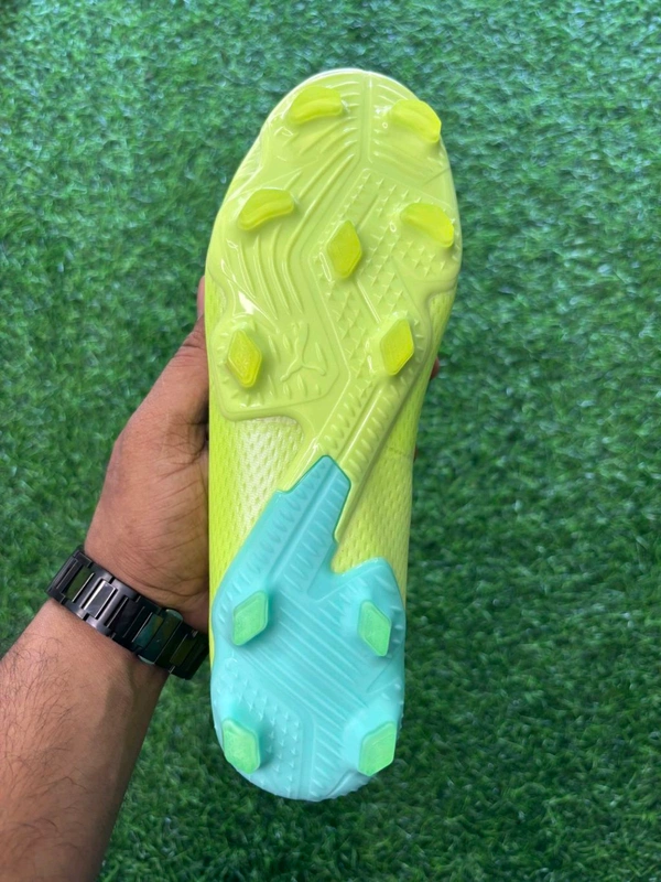 Future Ultimate FG Light Green Colour With Lace - 6.5